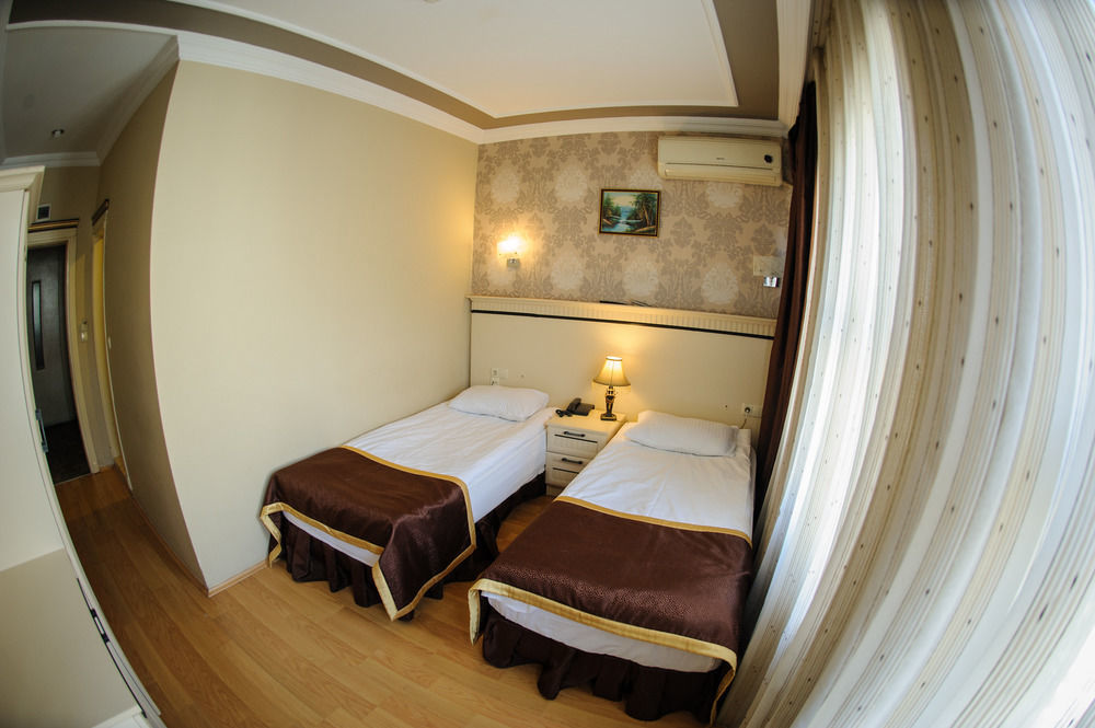 Hurriyet Hotel Istanbul Exterior photo